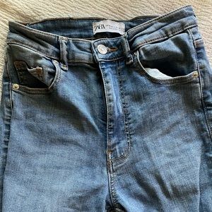 Zara Skinny Split hem Jeans